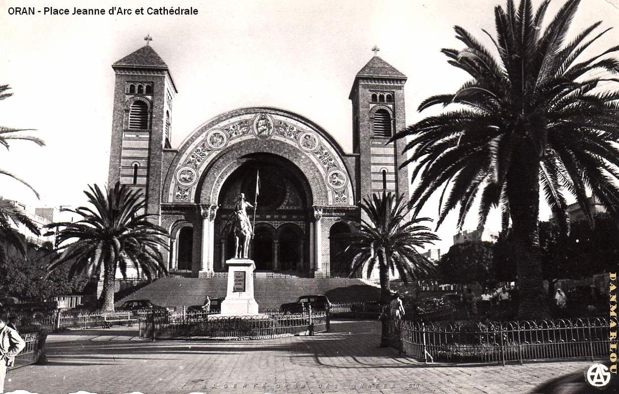 CA b- 090- Cathedrale .jpg